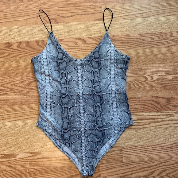 Women’s bodysuits - Picture 4 of 6